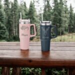 Kubek granatowy z uchwytem i słomką