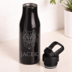 czarna butelka z uchwytem i z grawerem