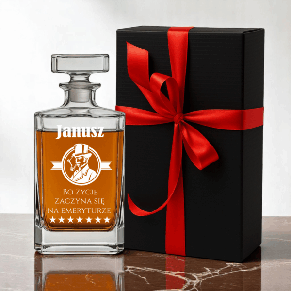 KARAFKA DO WHISKY Z GRAWEREM URODZINY 18-99 PREZENT DLA NIEGO EMERYTURA