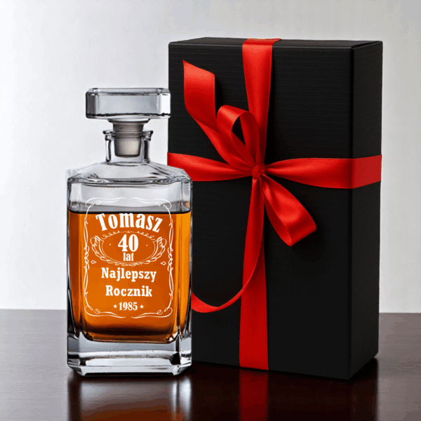 KARAFKA DO WHISKY Z GRAWEREM URODZINY 18-99 PREZENT DLA NIEGO