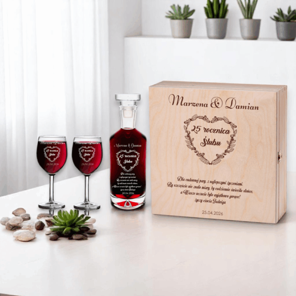 Skrzynka Karafki do Wina i Kieliszki z grawerem Rocznica Ślubu